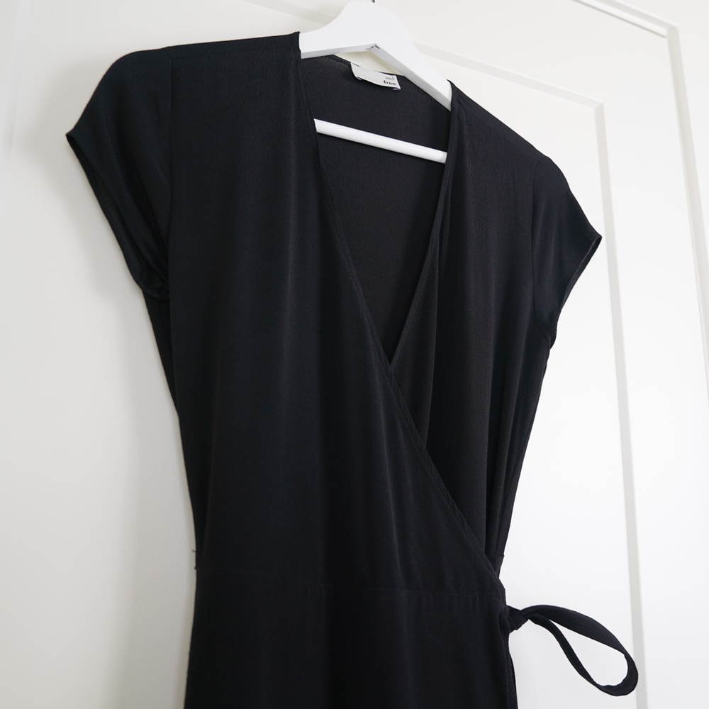 Aritzia | Wilfred Free Jessa Wrap Dress